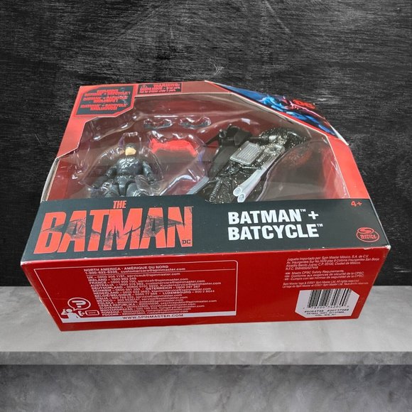 2022 DC The Batman Movie 4” BATMAN & BATCYCLE Spin Master New Sealed - Picture 4 of 7